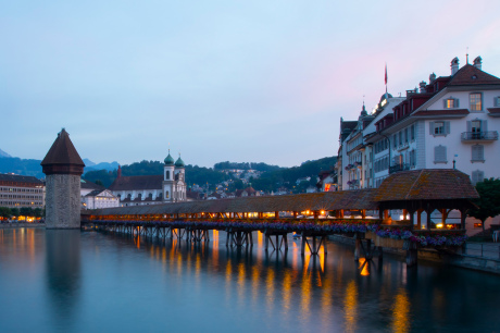 Sightseeing Luzern Sightseeing Luzern - AUTO PILOT Limousine