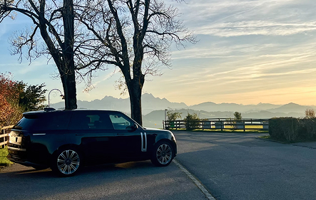 RANGE ROVER Autobiography RANGE ROVER Autobiography Seitenansicht